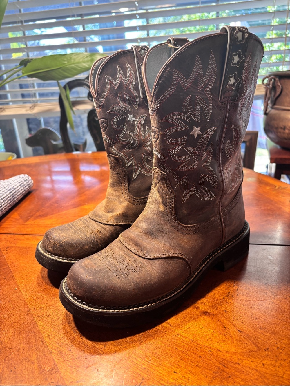 Ariat Women's Brown Leather Probaby Western Cowboy Boots Sz 9 B